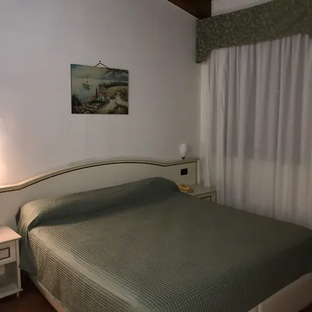 Motel 24H-2